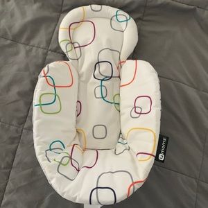 4Moms Mamaroo infant insert